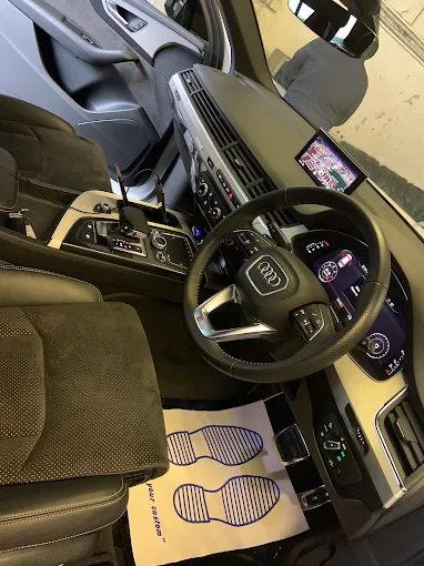 Car detailing showcase